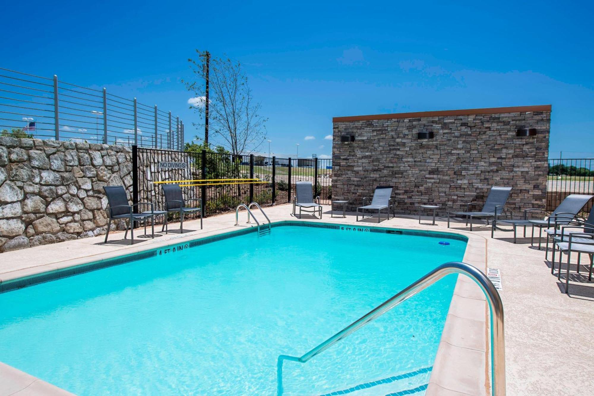 Fairfield Inn & Suites By Marriott Dallas Waxahachie Kültér fotó